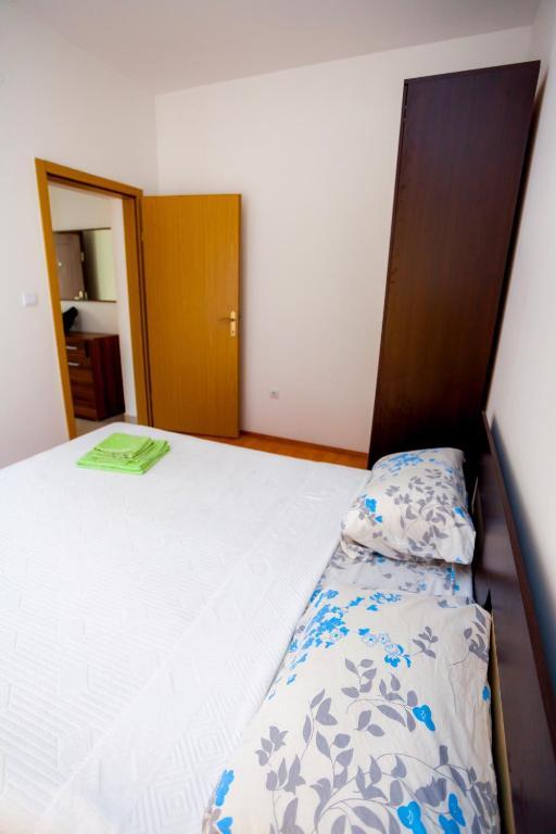 Villa Maria Apartments Kamenari Zimmer foto